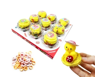 Hračka KUČE V OŠATCE 50 g & bonbónky - AKCE !!!